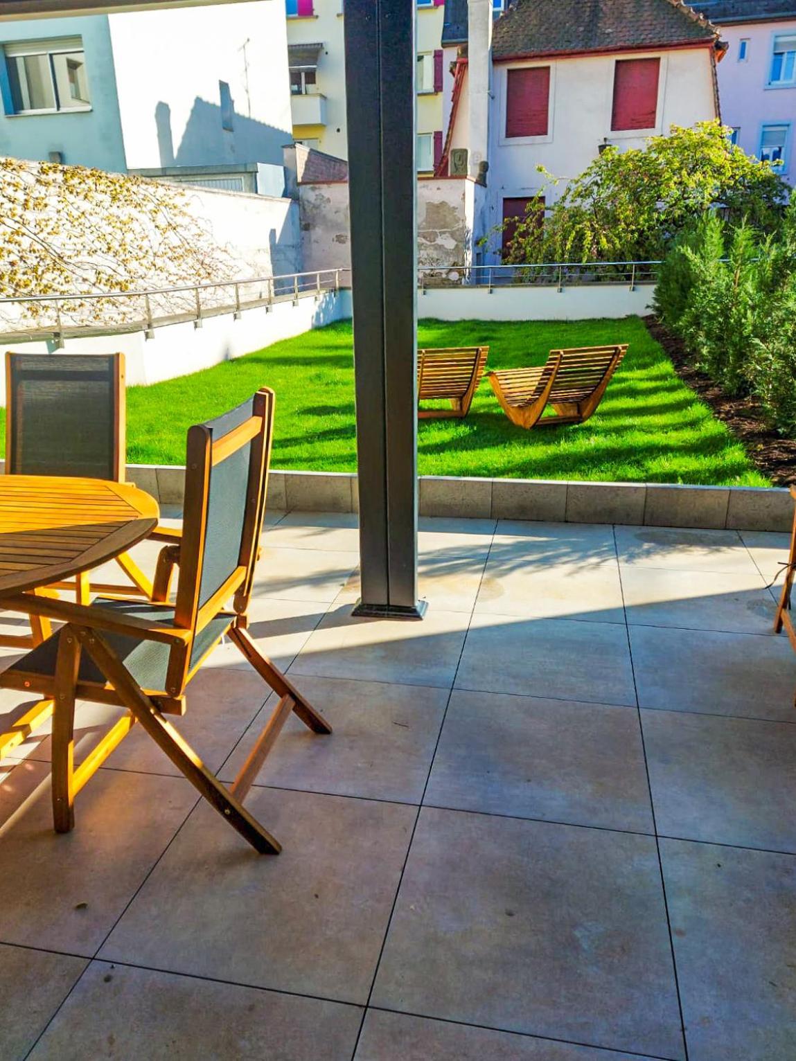 Appartement Cosy Jardin Et Terrasse Straßburg Exterior foto